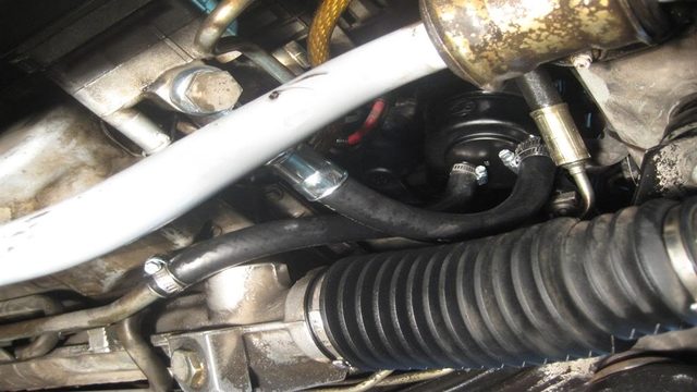 Mini Cooper 2001-2006: How to Replace Power Steering Hose