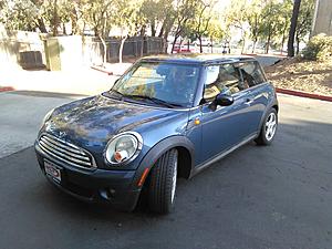 New here with 2009 base model.-14053873_835110573293149_7612594161441723142_o.jpg