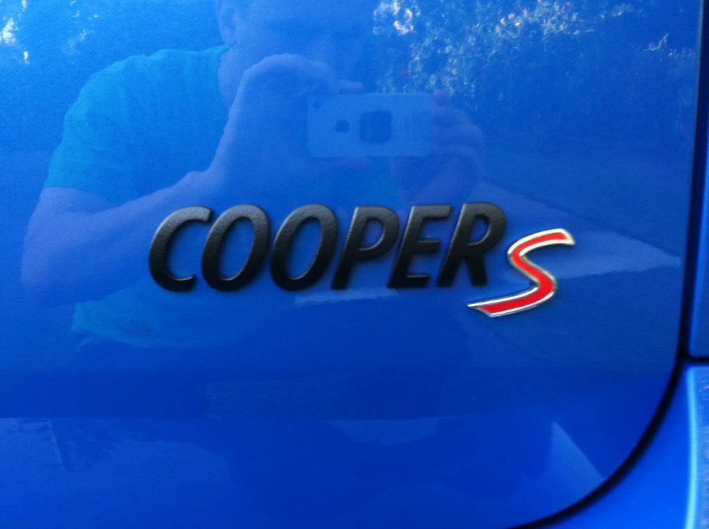 Name:  minicoopers_zps9aca0ec8.jpg
Views: 281
Size:  49.2 KB