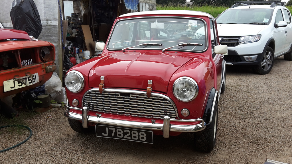 Name:  new%20bonnet%20fitted%204_zpsoz7bvnpy.jpg
Views: 878
Size:  411.9 KB