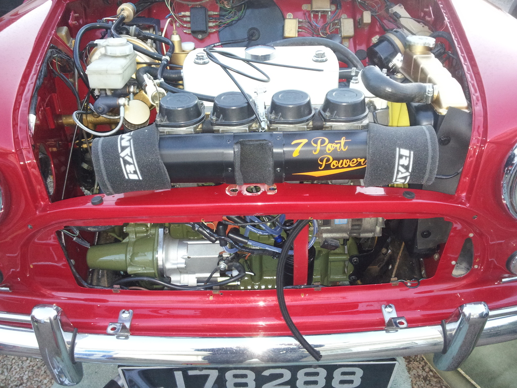 Name:  carbs%20fit%201_zpswypvl6nd.jpg
Views: 808
Size:  572.3 KB