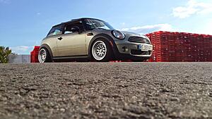 Just another slammed Mini-5vzjbyy.jpg