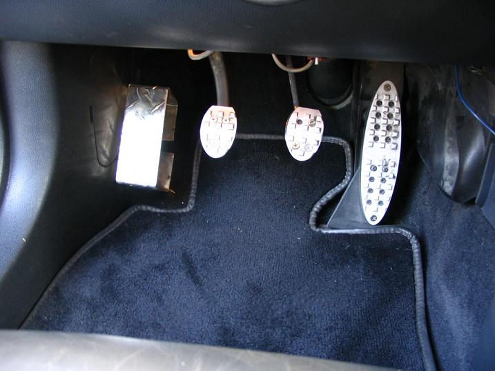 Name:  pedal1_zpsc37eb3bf.jpg
Views: 590
Size:  57.4 KB