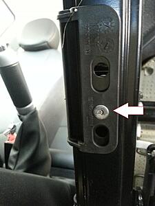 Seat Position Sensor Swap-1cwwr61.jpg