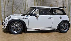 MINIs for sale on the Internet-80f54f06-9948-4e6b-b2ed-5ff24291b8f2.jpeg