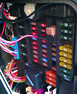 Electrical :: Radar Detector Hardwiring (12v Line) Above the Rearview Mirror...-yc17b.jpg