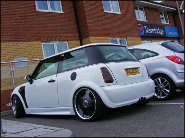 Name:  minidubclique1.jpg
Views: 499
Size:  50.8 KB