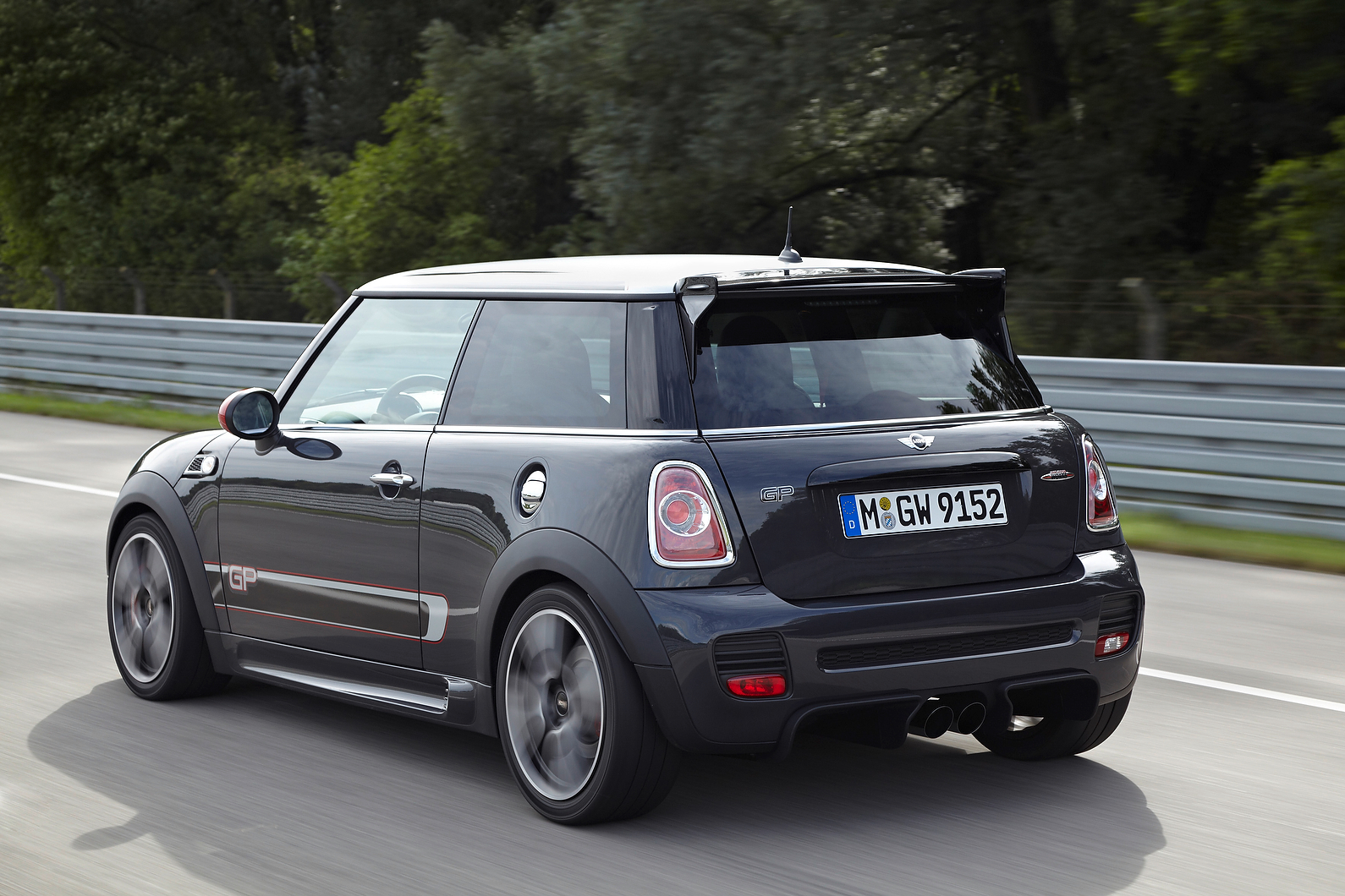 Name:  mini-gp-5_zps17fb6fa7.jpg
Views: 455
Size:  1.42 MB
