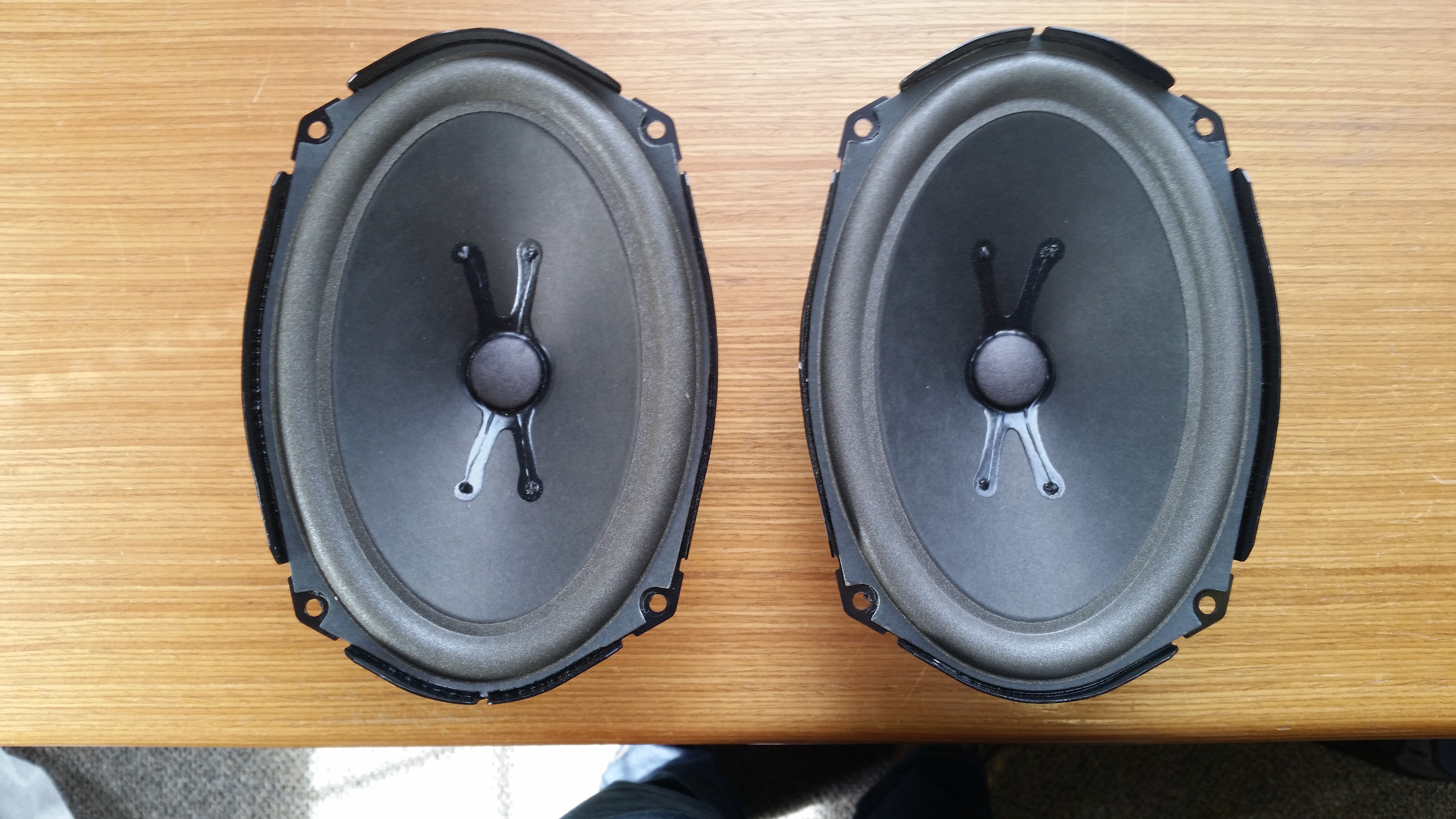 FS:: Rear Harman Kardon Speakers - North American Motoring