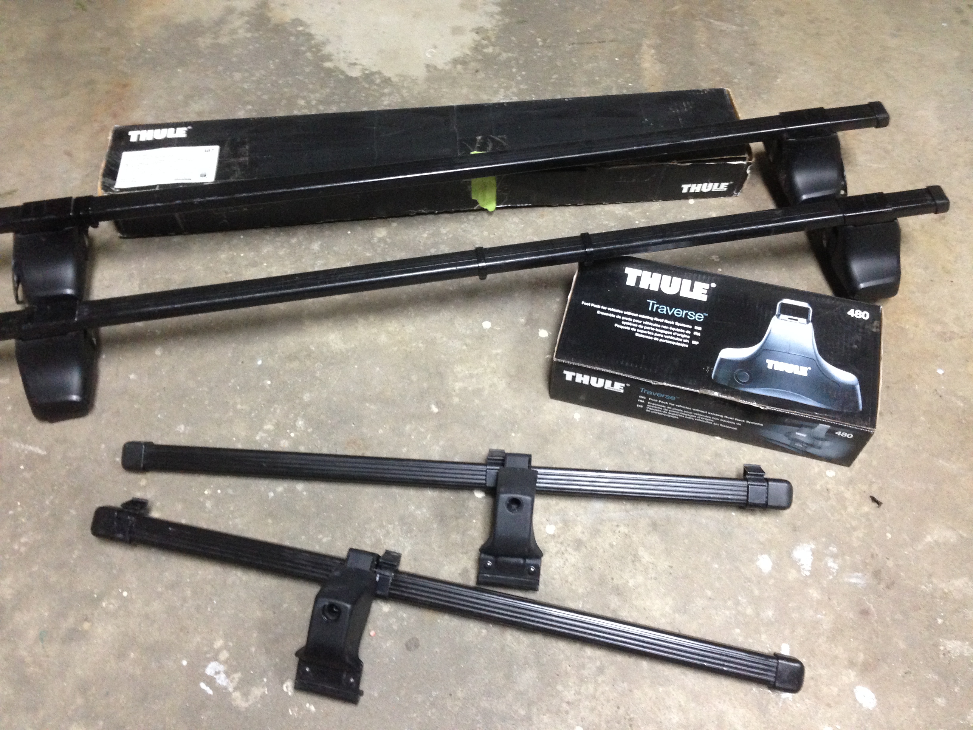 Brand New Thule SRA Short Roof Adapter 477 