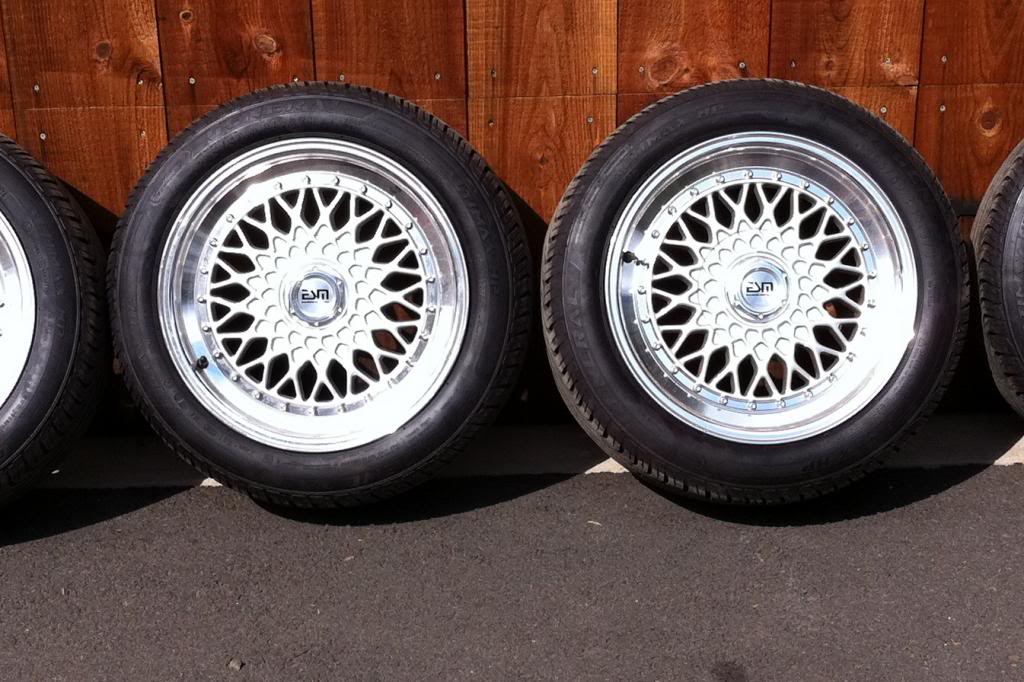 Name: wheels1_zps51f0912b.jpg
Views: 11
Size: 120.4 KB
