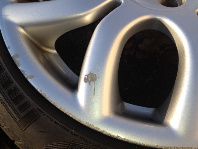 Name: upclosewheel4.jpg
Views: 15
Size: 71.9 KB