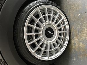 18&quot; Rotiform LAS-R with Tires and TPMS-img_9261.jpg
