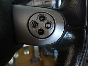 R53 3 spoke steering wheel with controls-steeringwheel3.jpg