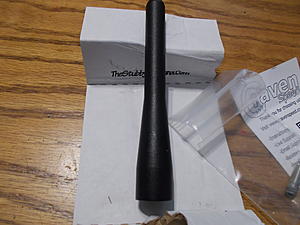 Cravenspeed "The Stubby" 4 inch long antenna.-dscn0541.jpg