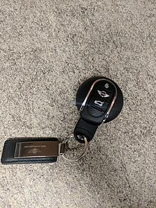 F56 Key with Comfort Keyless Access-minikey.jpg