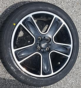 R111 Black Star Bullet Alloy Wheels-20170704_122301.jpg