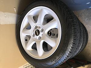 16" White Wheels and Tires-img_0728.jpg