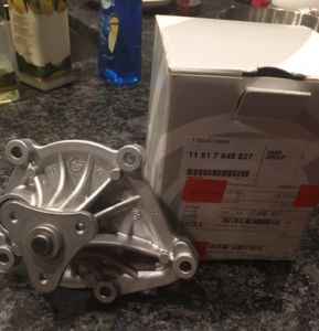 Genuine OE MINI Waterpump-pump-1.png