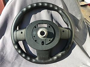 2012 Leather Steering Wheel-img_0228.jpg