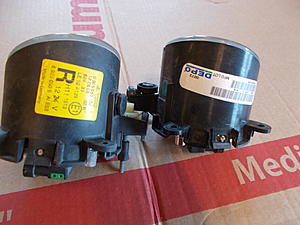 2 used fog lights for Gen 1 MINI.-dscn0793.jpg