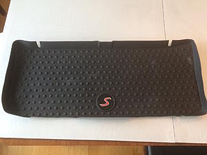 MINI OEM "S" Logo Trunk Mat / Cargo Liner - Black VG 82120306969-img_7757.jpg