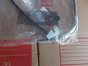 New Gen 1 PEX 41582 Passenger Side Hand Brake Cable.-dscn0837.jpg