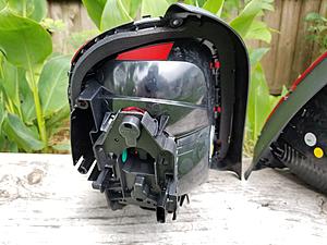 2018 base model rear tail lights (fits 2014+ F56/F55)-20180504_090327.jpg