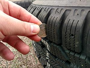 LIKE NEW! Winter tires AND Wheels - 215/60/R16 92% tread on 5x120 - 0-00y0y_d5wj7oedc8t_1200x900.jpg
