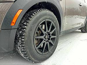 LIKE NEW! Winter tires AND Wheels - 215/60/R16 92% tread on 5x120 - 0-00808_3nabsa55o6k_1200x900.jpg