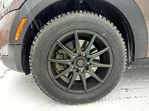 LIKE NEW! Winter tires AND Wheels - 215/60/R16 92% tread on 5x120 - 0-00n0n_iyn4lvlale7_1200x900.jpg