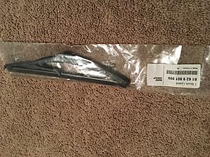 NEW in bag REAR wiper blade-img_3945.jpg