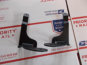 Gen 1 Driving Rally Light Brackets. Made by PIAA.-dscn0960.jpg