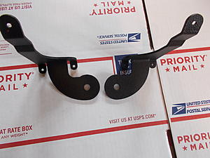 Gen 1 Driving Rally Light Brackets. Made by PIAA.-dscn0961.jpg
