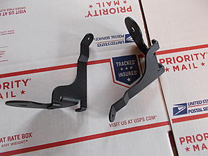 Gen 1 Driving Rally Light Brackets. Made by PIAA.-dscn0962.jpg