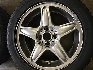 R103 5-Star Blaster Design Wheels with Mounted Snow Tires-img_0757.jpg