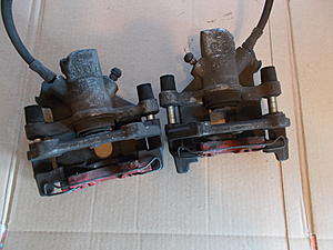 Used Gen 1 Rear Brake Calipers. New Hand Brake Cable.-dscn1032.jpg