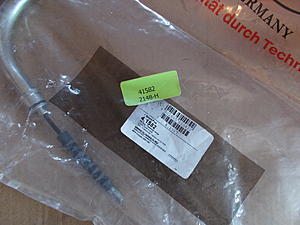 Used Gen 1 Rear Brake Calipers. New Hand Brake Cable.-dscn1036.jpg