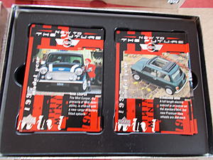 Both Italian Job DVD's. 2 Sets Upper Deck MINI Cards.-dscn0761.jpg