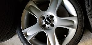 R52 17" Wheels for sale, cheap!-20180514_175232.jpg