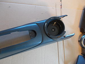 Gen 1 Center Arm Rest, Console, Bracket, etc. Anthracite.-dscn1142.jpg