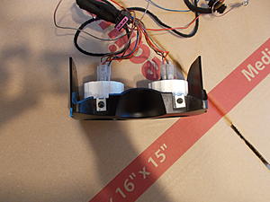 Gen 1 Auxiliary Gauges, Holder, and Wires. 2002-2006.-dscn1246.jpg