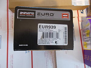 Akebono EUR939 Ceramic Front Brake Pads. NEW.-dscn1277.jpg