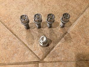 Wheel lock set-img_0118.jpg