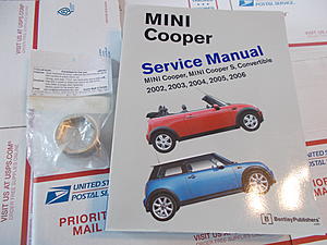 Bentley 2002-2006 Service Manual. New Oil filter socket.-dscn1453.jpg
