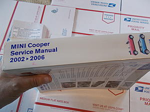 Bentley 2002-2006 Service Manual. New Oil filter socket.-dscn1457.jpg