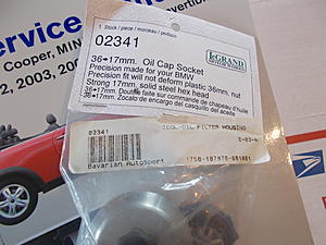 Bentley 2002-2006 Service Manual. New Oil filter socket.-dscn1460.jpg