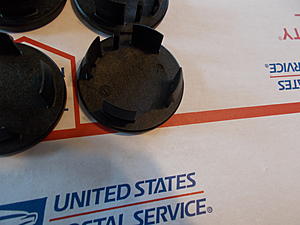 4 JCW Wheel Center Caps. New.-dscn1660.jpg
