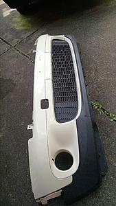 2009 MCS Front Bumper Cover Assembly - Pepper White-img_20190430_153123651.jpg