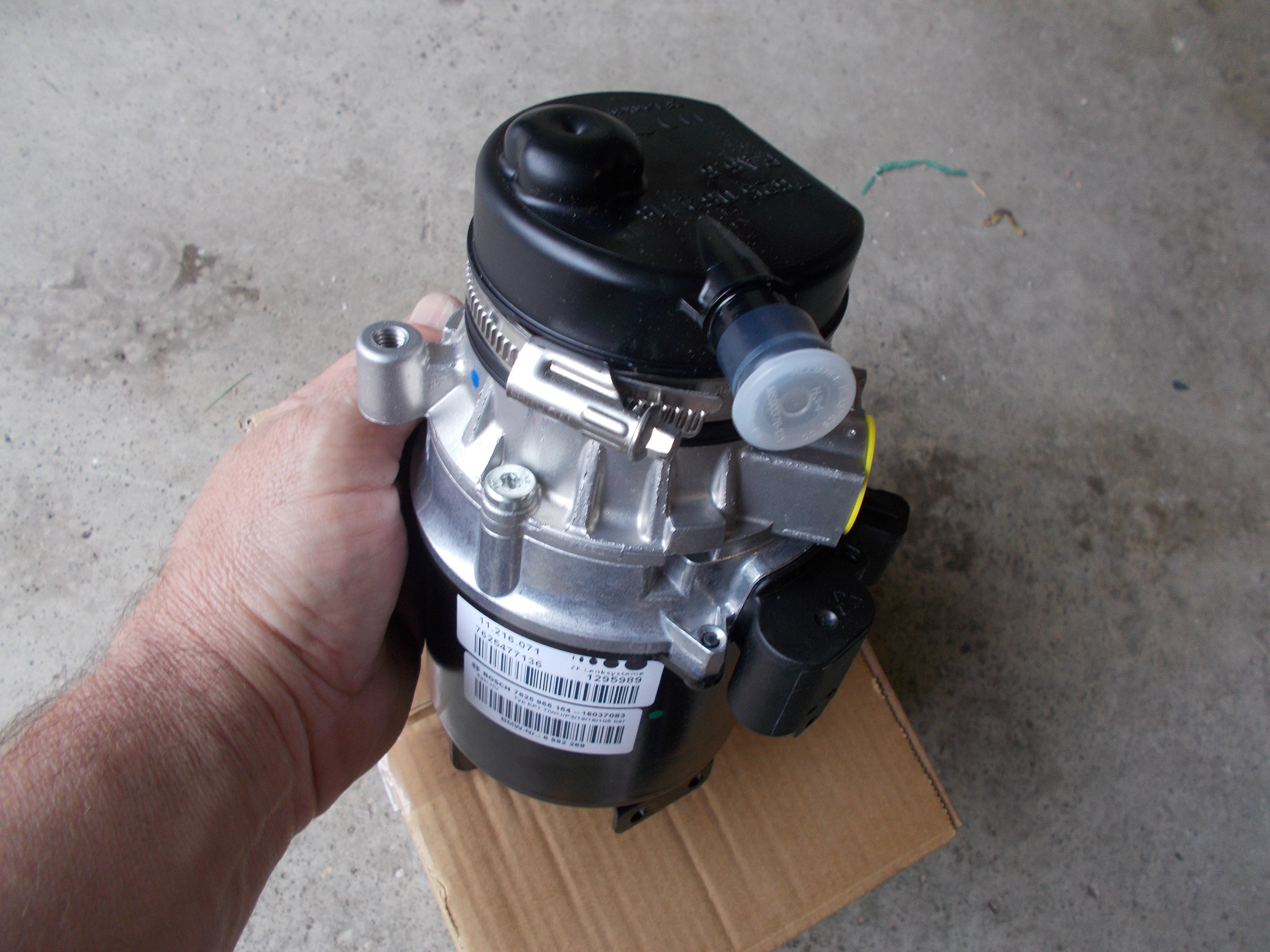 FS Power Steering Pump For 2002 2006 MINI Cooper North American